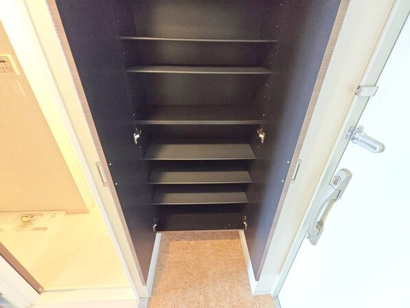 Luxe新大阪Iの物件内観写真